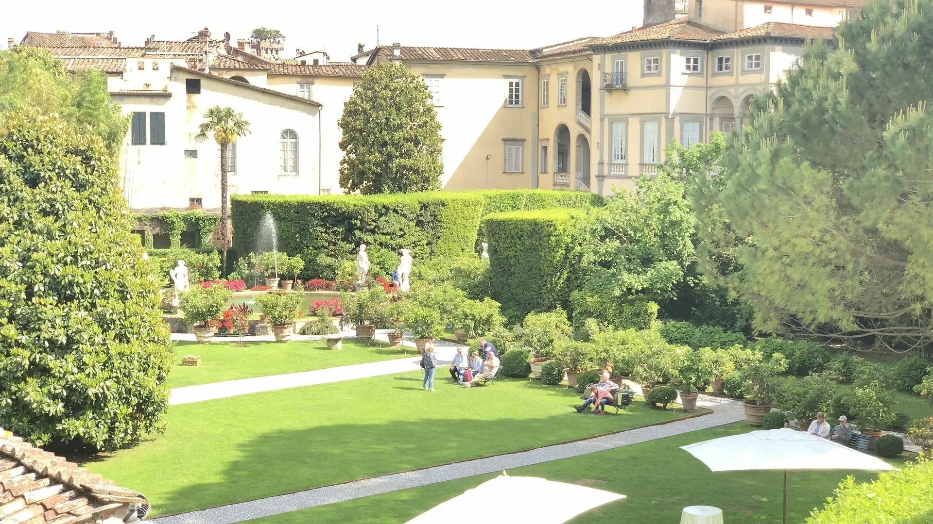 Apartment With Garden Lucca 0*,