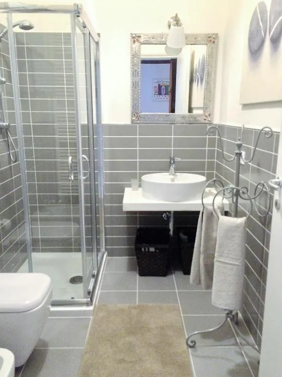 Apartment With Garden Lucca Italy