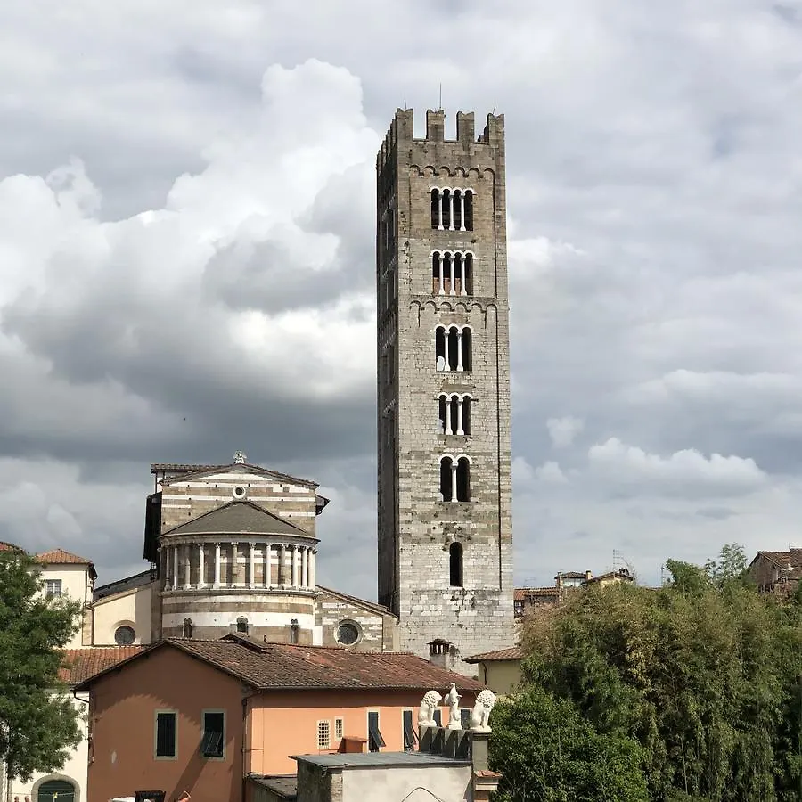 Apartment With Garden Lucques 0*,  Italie